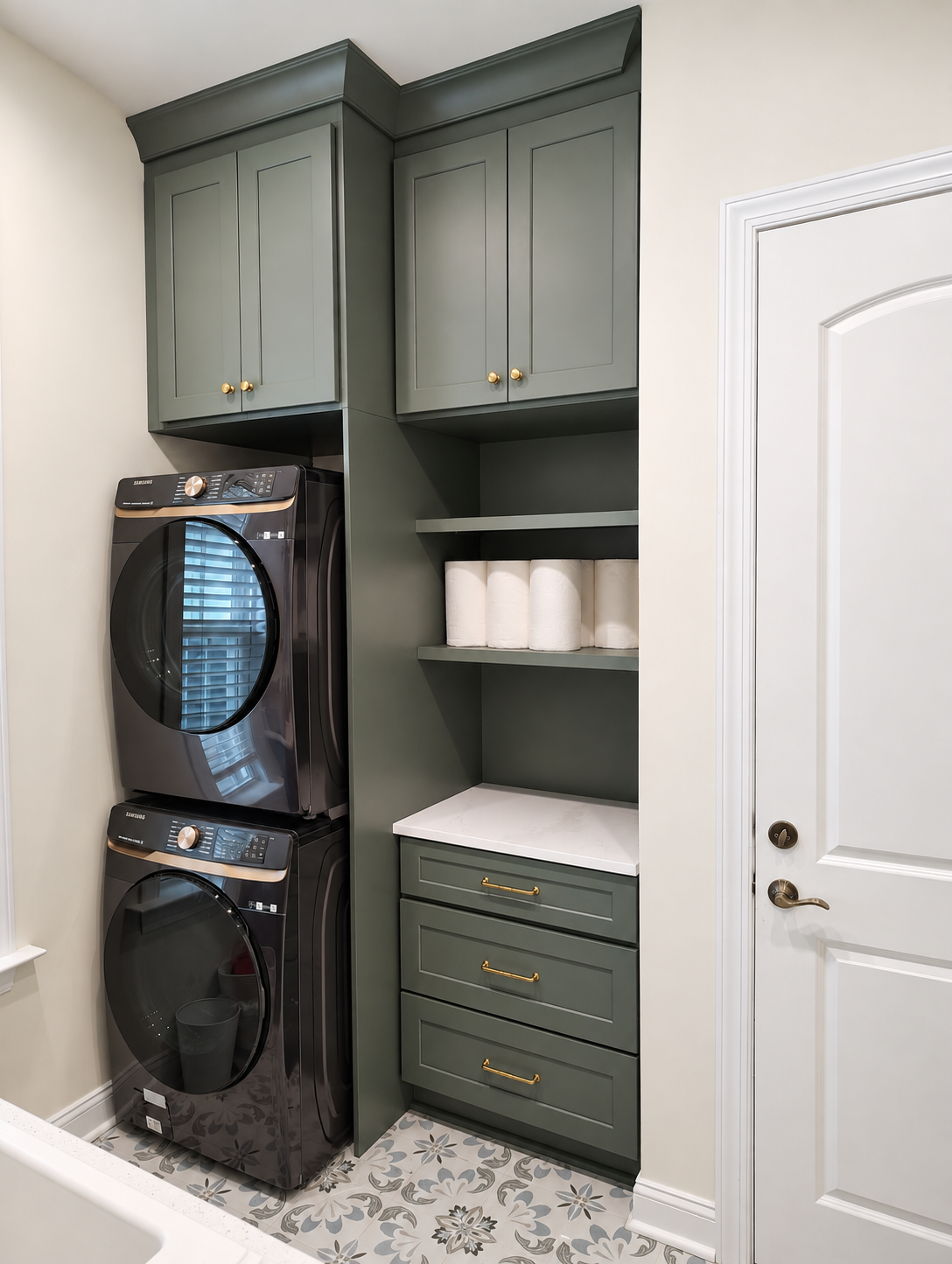 Laundry storage
